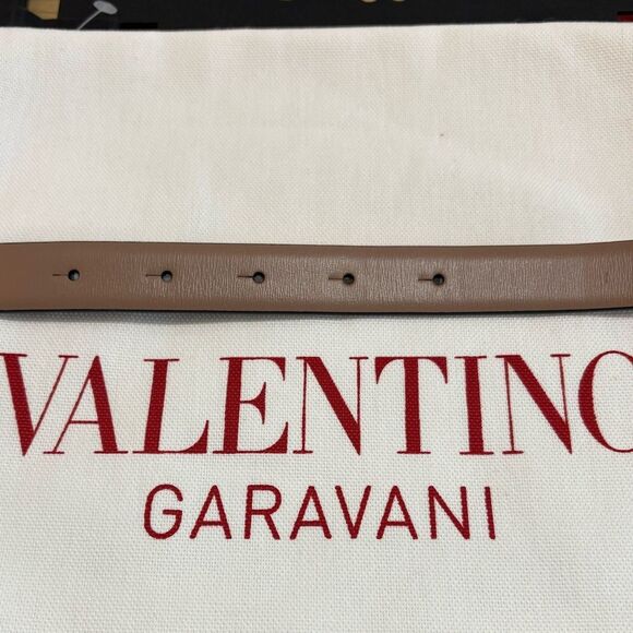 Valentino REVERSIBLE SIGNATURE BELT/GLOSSY CALFSKIN 30 MM SMOKEY/ NEW $6… - Picture 12 of 16